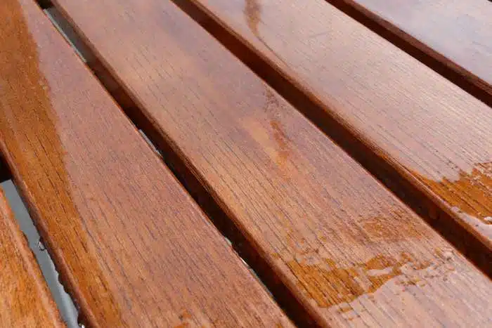 foto di pavimento in teak