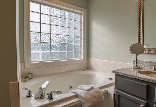 pulire-il-bagno